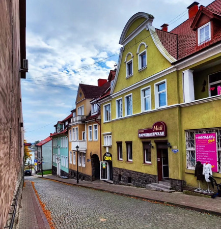 Gvardejsk Tapiau ulica bruschatkaalt=ekskursia po zamkam Prussii